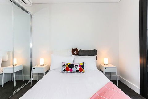 Highrise Apartment At Olympic Park - Accommodation Perth 3