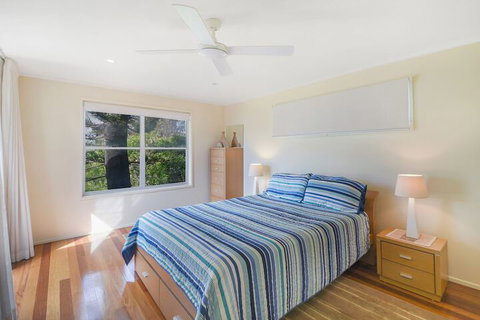 Summer Place - 24 Shearwater Street - Accommodation Perth 4