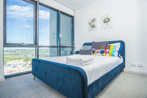 Minimalism Modern Apartment With Water View - Accommodation Perth 5