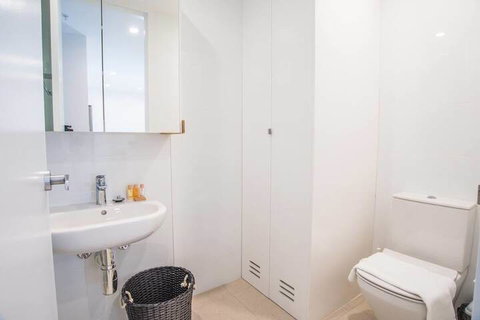 Perfect Brand New Apartment In Chatswood - Accommodation Perth 4