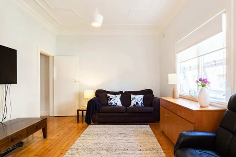 Garden Style Apartment In Prime Location - Accommodation Perth 5