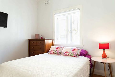 Garden Style Apartment In Prime Location - Accommodation Perth 3