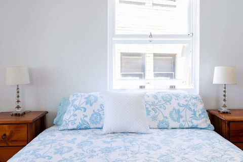 Garden Style Apartment In Prime Location - Accommodation Perth 2