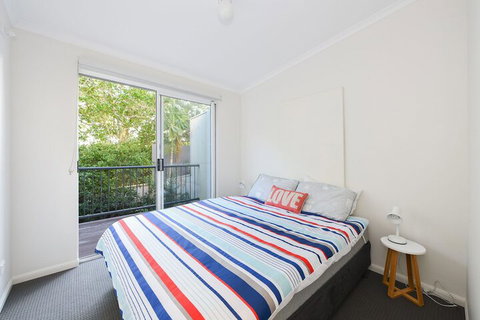 Seamistral - 1/21 Oriole Avenue - Accommodation Perth 2