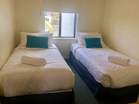 West Beach Lagoon 114 â€“ Great Ocean Views - Accommodation Perth 4