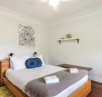 Pembroke on the Park Cottage - Home Away From Home - Accommodation Perth