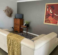 Cosy 1 Bedroom Unit With Views of The City - Accommodation Perth
