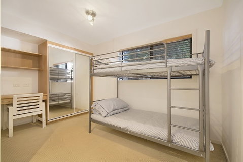 Minutes Walk To Peregian Beach & Surf! Unit 1 / 28 Pelican Street - Accommodation Perth 6