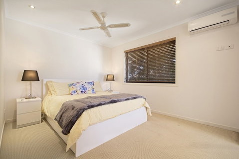 Minutes Walk To Peregian Beach & Surf! Unit 1 / 28 Pelican Street - Accommodation Perth 4