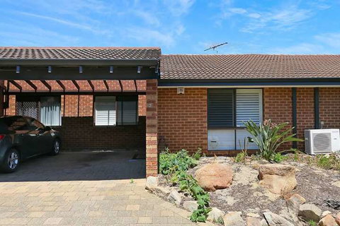 Safe & Secure 2 Bedroom Villa - Accommodation Perth 2
