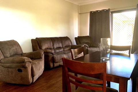 Stay On Sullivan - Accommodation Perth 5