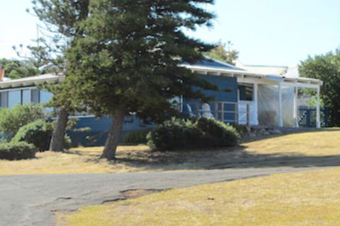 Storm Bay Cottage - Accommodation Perth 1