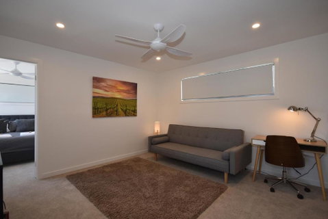 The Shae Luka Private Apartment - Accommodation Perth 2