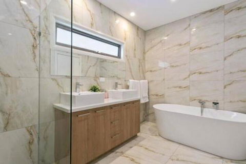 Dromana Beach House For Two Families. - Perth Resorts 0
