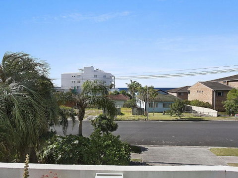 Ocean Palms Unit 2 The Entrance NSW - Accommodation Perth 5