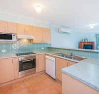 Beachside 22 LJHooker Yamba - Accommodation Perth