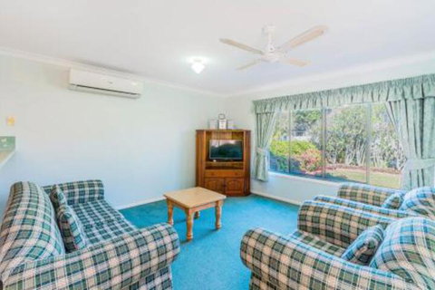 Beachside 22 LJHooker Yamba - Accommodation Perth 2