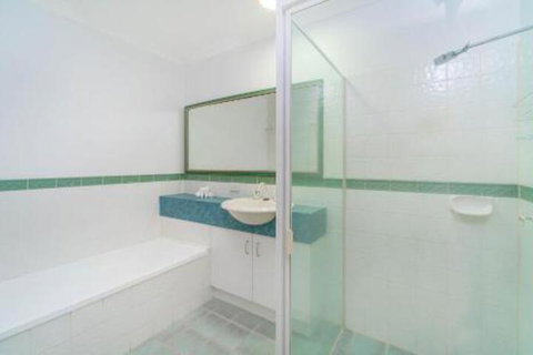 Beachside 22 LJHooker Yamba - Accommodation Perth 3