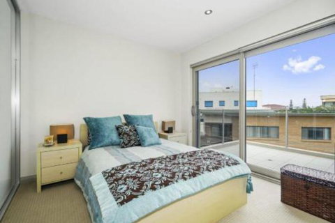 Coolwaters Penthouse - Accommodation Perth 6