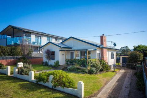 Bungo Beach House Pet Friendly Home - Accommodation Perth 6