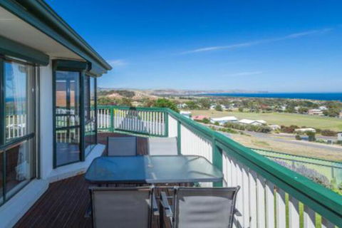 Panorama 7 Stacey Drive - Accommodation Perth 5