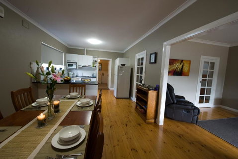 Port Lincoln Holiday Houses - Accommodation Perth 6
