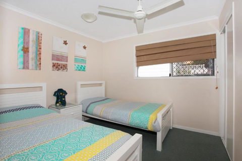 Unit 3 On The Park Coolum Beach - Perth Resorts 4