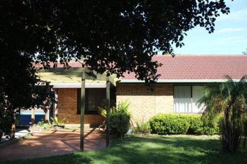 SEABREEZE - Accommodation Perth 0