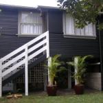 The Tree House 6 Gowing Street - Accommodation Perth 0