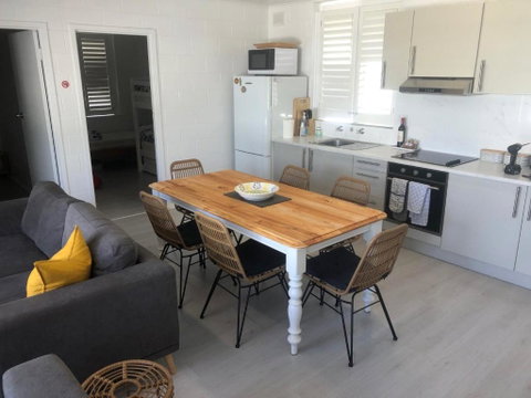 Bay Breeze Cottage - Accommodation Perth 4