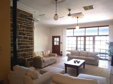 Barossa Valley View Guesthouse - Accommodation Perth 4