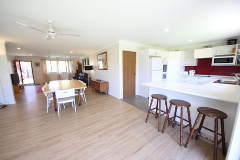 Barefoot Bungalow At Hat Head - Accommodation Perth 5