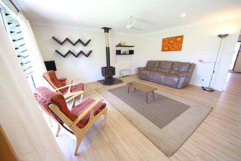 Barefoot Bungalow At Hat Head - Accommodation Perth 6