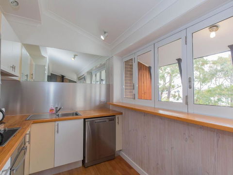 Dauphine 1 / 23 Townsend Street - Perth Resorts 5