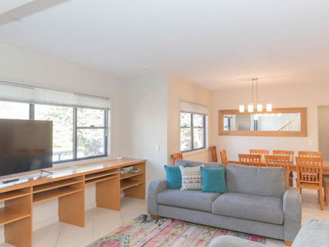 Banjos Way 2 / 23 Banjo Patterson Crescent - Accommodation Perth 3