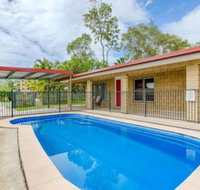 14 Double Island Drive Rainbow Beach Large Holiday House with PoolPets Welcome Free Wi Fi - Accommodation Perth