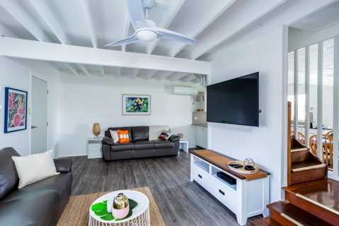Wayfarers Beachouse Rainbow Beach Everything You Need Just Metres To The Beach - Accommodation Perth 5