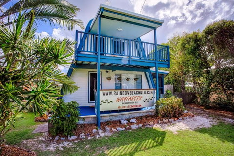 Wayfarers Beachouse Rainbow Beach Everything You Need Just Metres To The Beach - Accommodation Perth 3