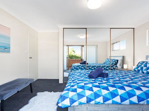 Braemar 5 On The Lake! - Accommodation Perth 1