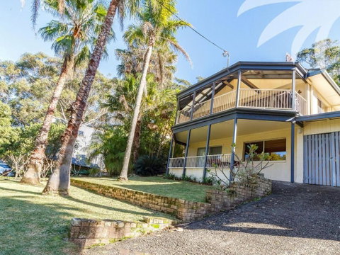 Picturesque Lizzie Palms 1 - Accommodation Perth 5