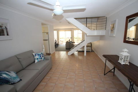 Waters Edge - Perth Resorts 5