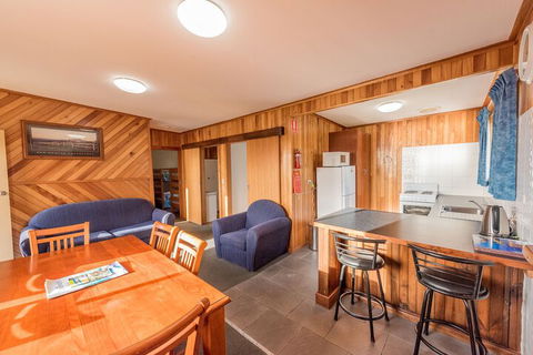 MARLO - Accommodation Perth 4