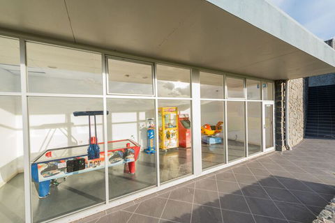 MARLO - Accommodation Perth 7