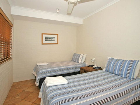 Now & Then 1 / 42 Clarence Street - Accommodation Perth 5