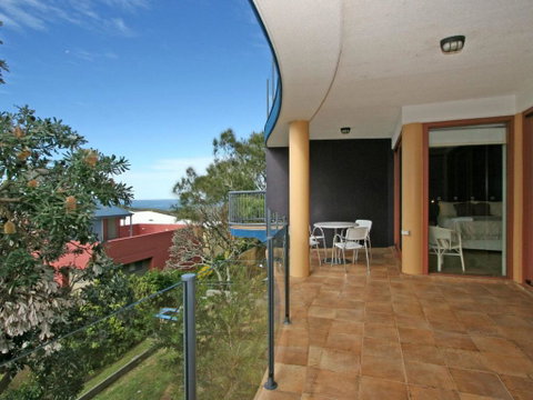 Now & Then 1 / 42 Clarence Street - Accommodation Perth 2