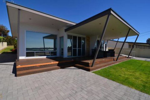Beachview - Accommodation Perth 6