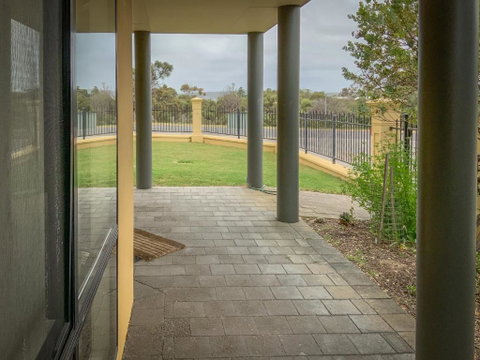 Serendipity - Accommodation Perth 2