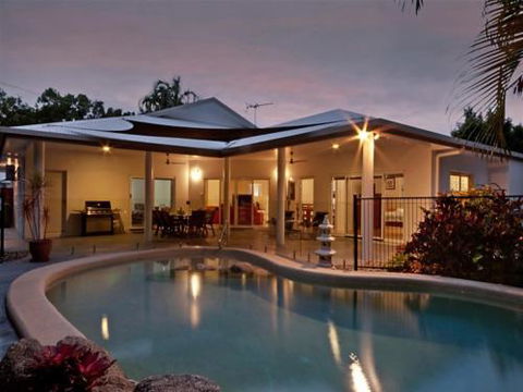 CRISTAL At CLIFTON BEACH - Accommodation Perth 0