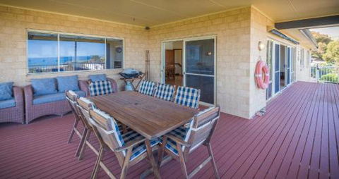 Seaclusion 8 View Court Carrickalinga - Accommodation Perth 2