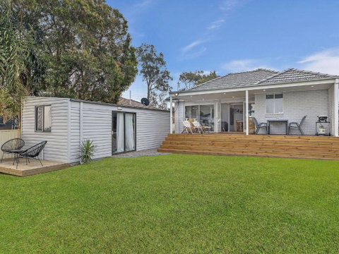 Toukley Waterfront Oasis - Accommodation Perth 2